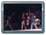 Santa en las Fiestas de Getafe 1986 , Primer concierto en Madrid de Leonor Marchesi , recien incorporada a la banda. 1